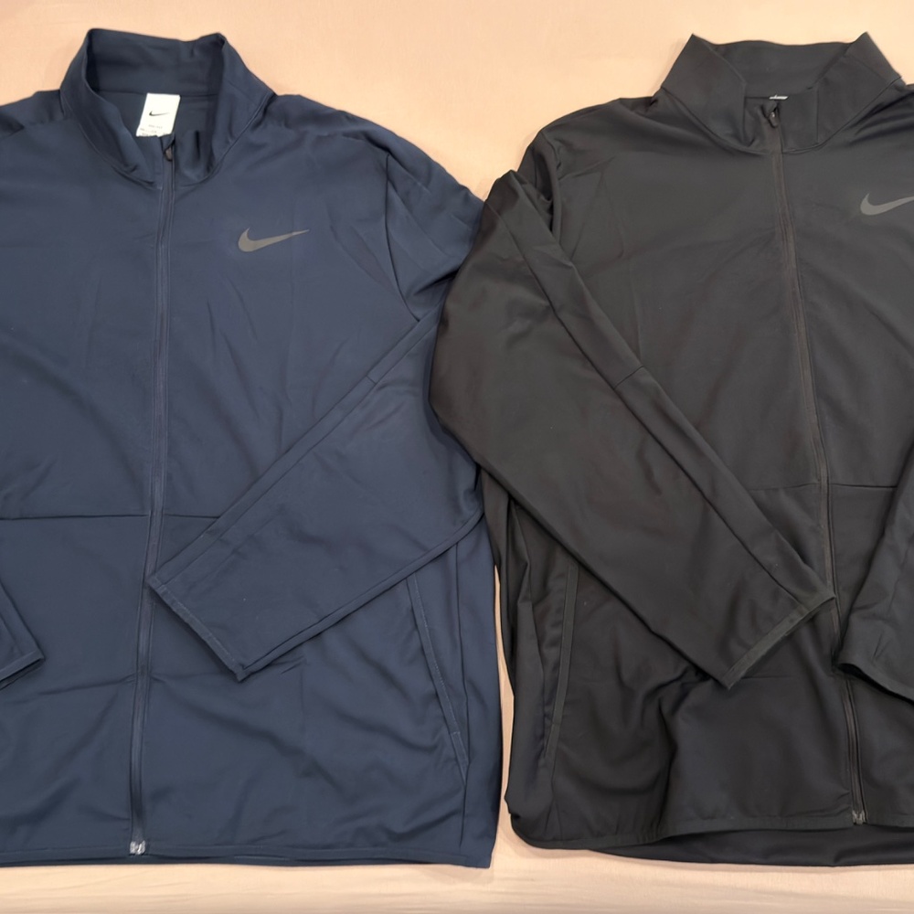 Nike Collection of (3) Light Golf Jackets in XXL Black, Blue, Grey - Picture 4 of 6